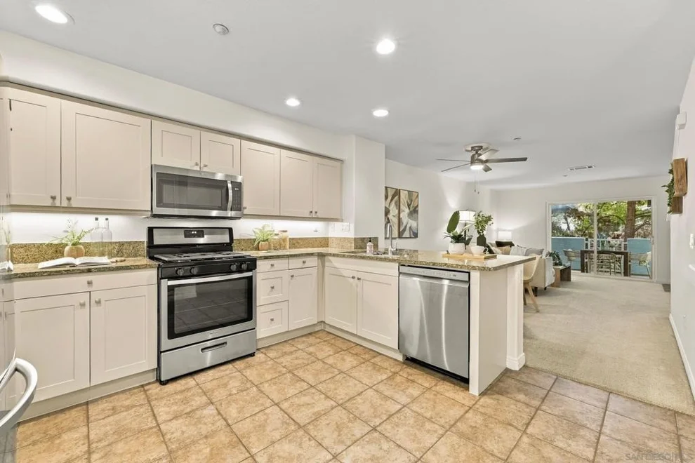 Unit for sale at 3531 Sandcastle Ln, San Diego, CA 92110