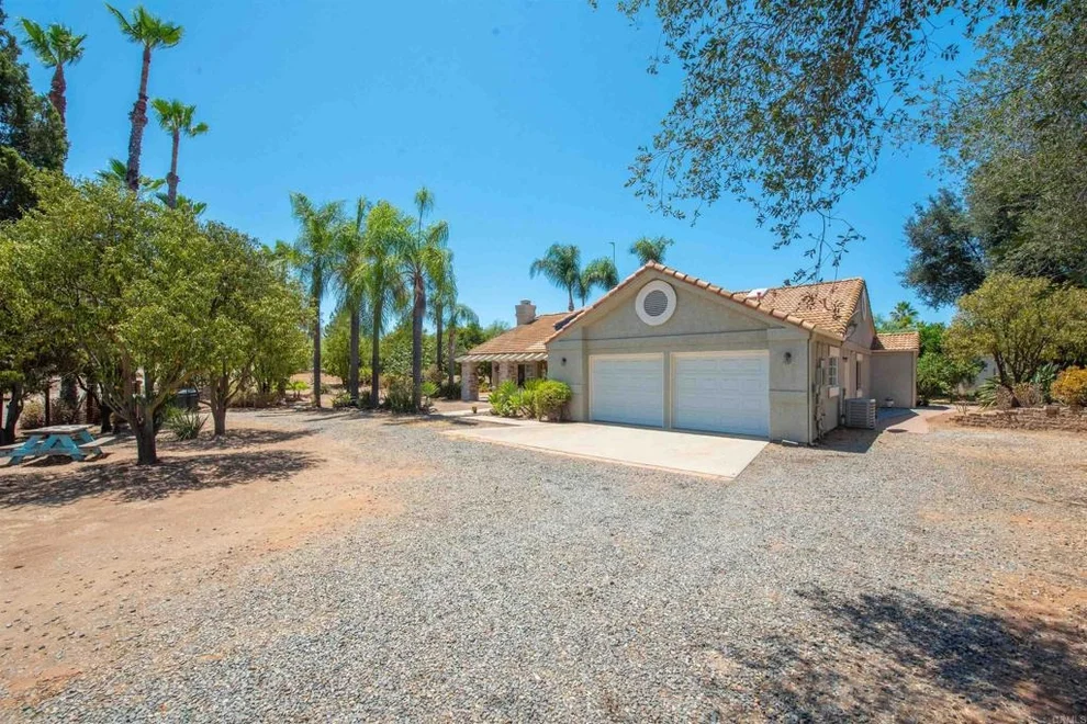 Unit for sale at 15950 Mactan Ln, Valley Center, CA 92082