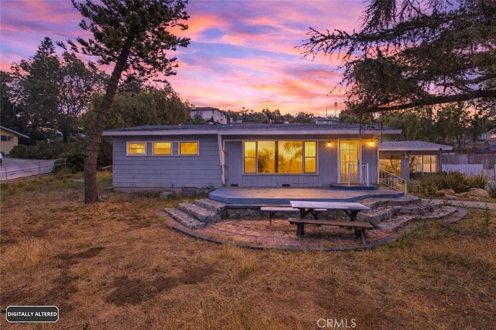 Unit for sale at 403 Estrelita, Vista, CA 92084
