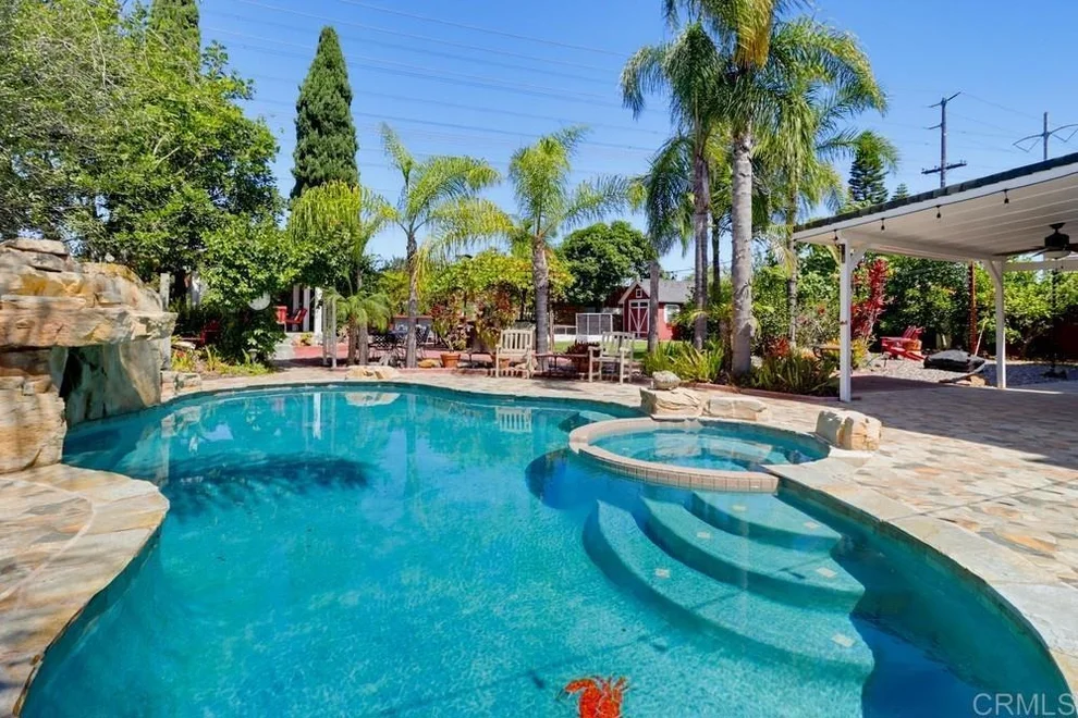 Unit for sale at 1533 Via Hacienda, Chula Vista, CA 91913