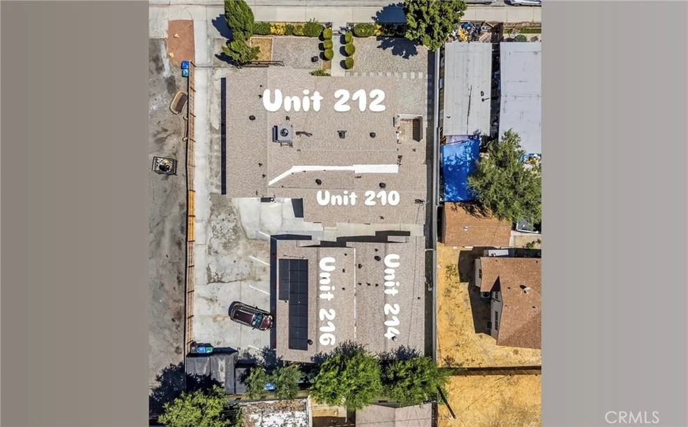 Unit for sale at 212 W Kildare Street, Lancaster, CA 93534