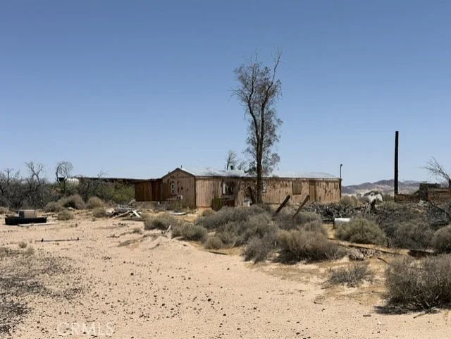 Unit for sale at 48423 Thoreau Road, Newberry Springs, CA 92365