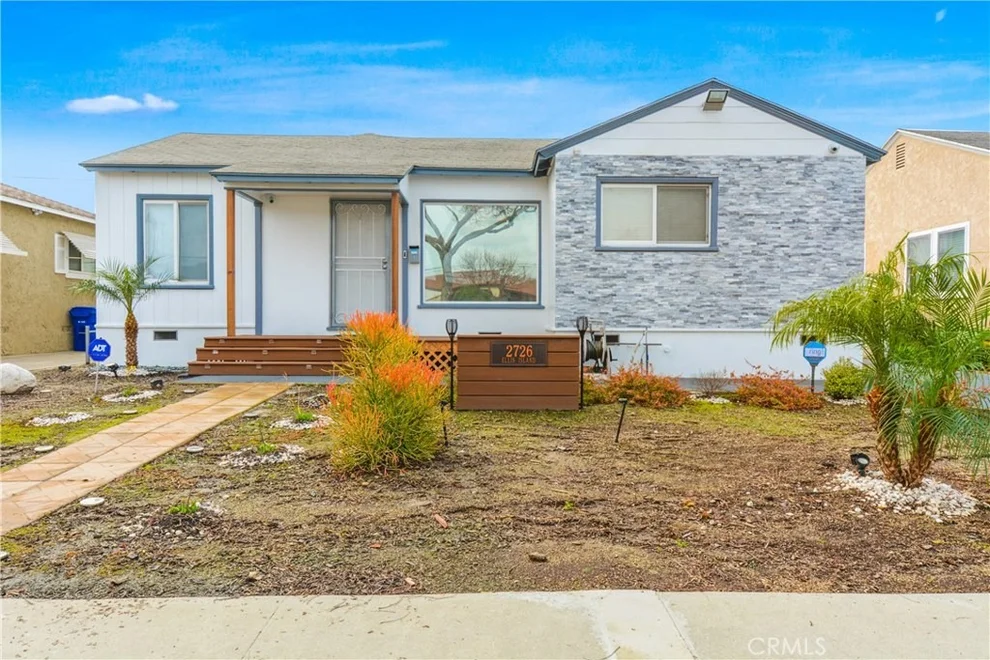 Unit for sale at 2726 Dollar Street, Lakewood, CA 90712