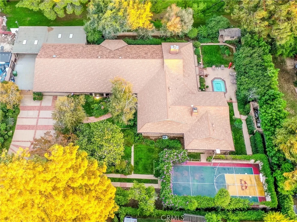 Unit for sale at 19500 Tribune, Porter Ranch, CA 91326