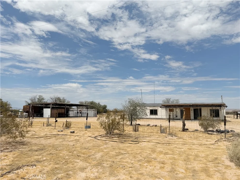 Unit for sale at 48924 Bedford, Newberry Springs, CA 92365
