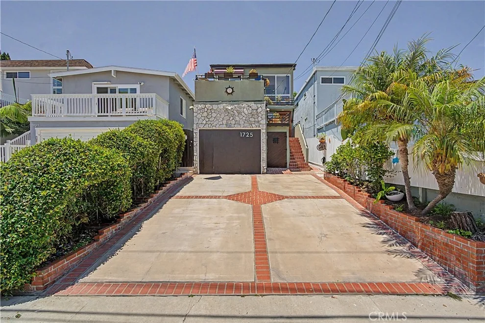 Unit for sale at 1725 Axenty, Redondo Beach, CA 90278