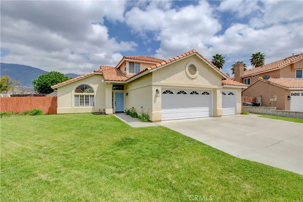 Unit for sale at 1487 Sarona Court, San Jacinto, CA 92583
