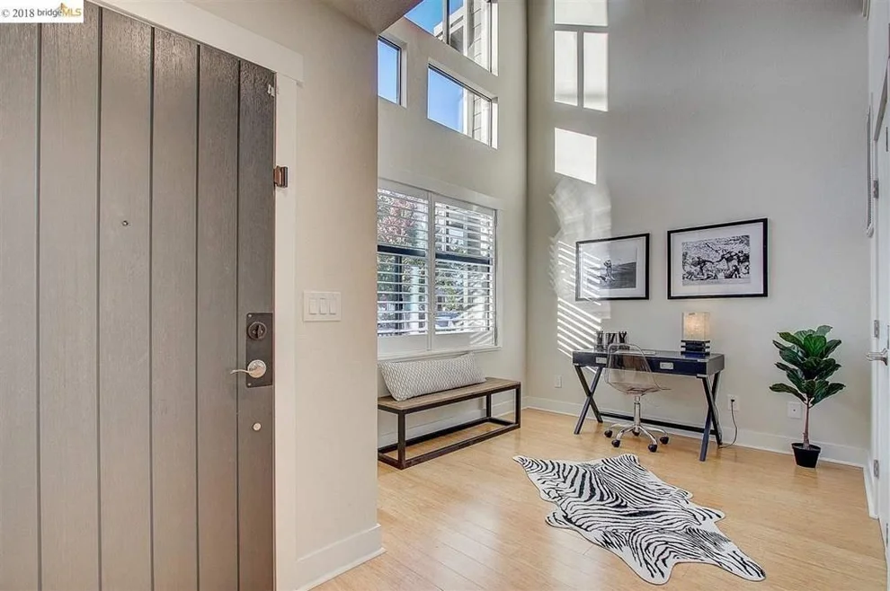 Unit for sale at 2006 Market St, Oakland, CA 94607