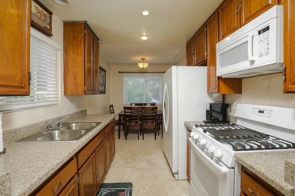 Unit for sale at 3518 De Leone Rd, San Marcos, CA 92069