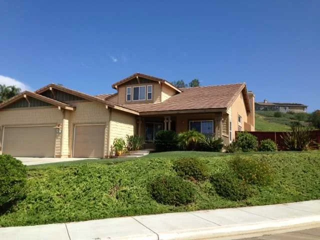 Unit for sale at 801 Hidden View Lane, Escondido, CA 92027