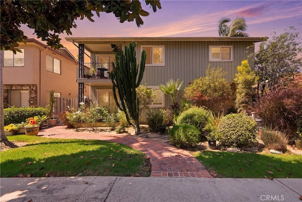 Unit for sale at 235 Mira Mar, Long Beach, CA 90803
