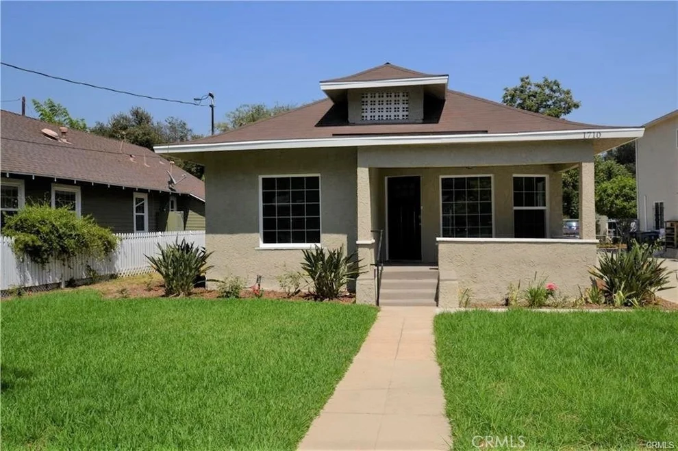 Unit for sale at 1710 N Summit Avenue, Pasadena, CA 91103