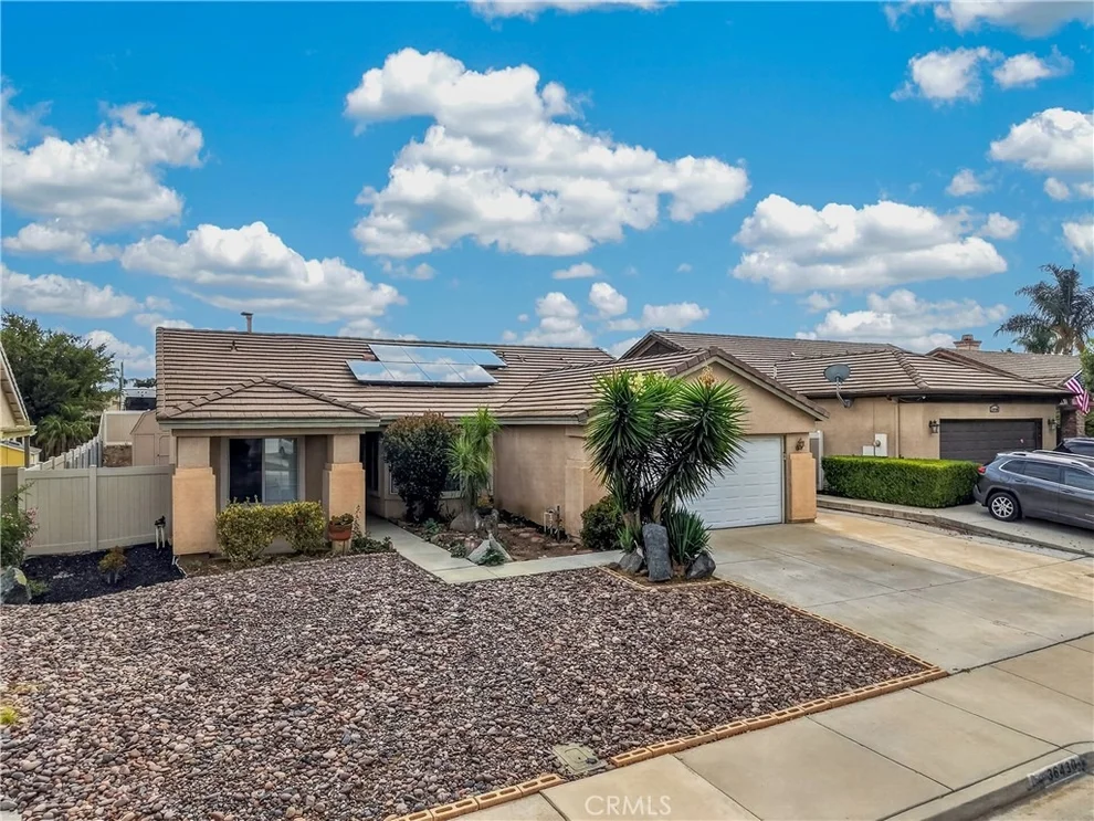Unit for sale at 36430 Rotterdam, Winchester, CA 92596