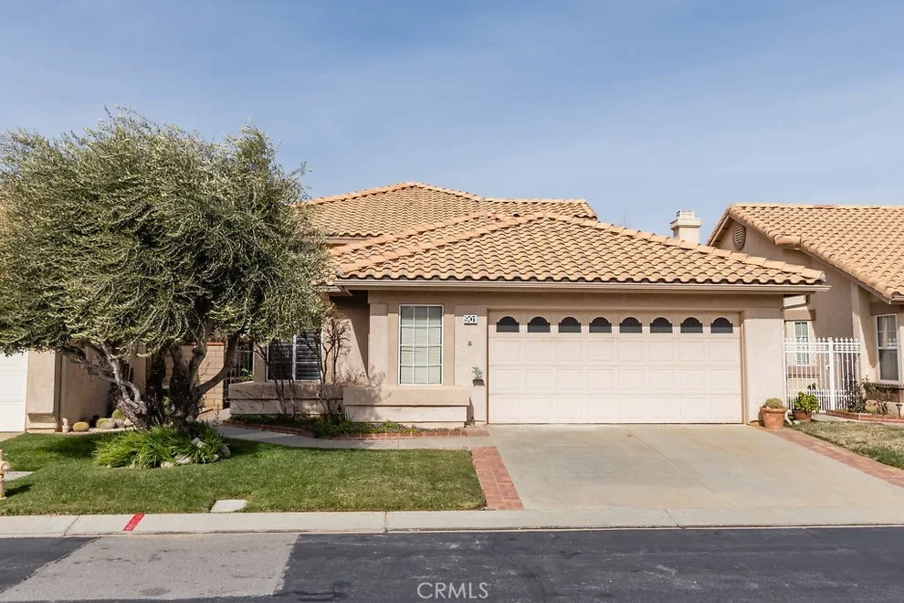 Unit for sale at 901 Oakland Hills Drive, Banning, CA 92220