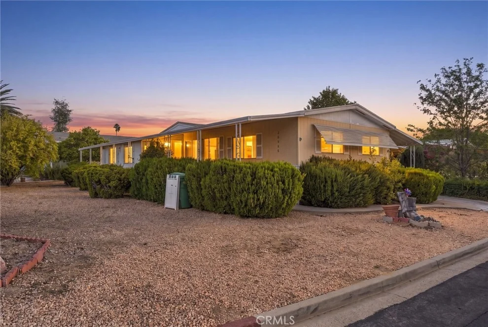 Unit for sale at 28988 Via La Rueda, Murrieta, CA 92563