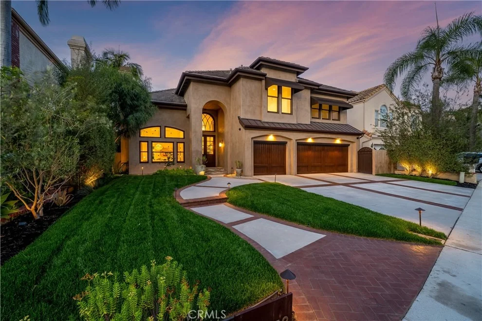 Unit for sale at 26952 Willow Tree, Laguna Hills, CA 92653