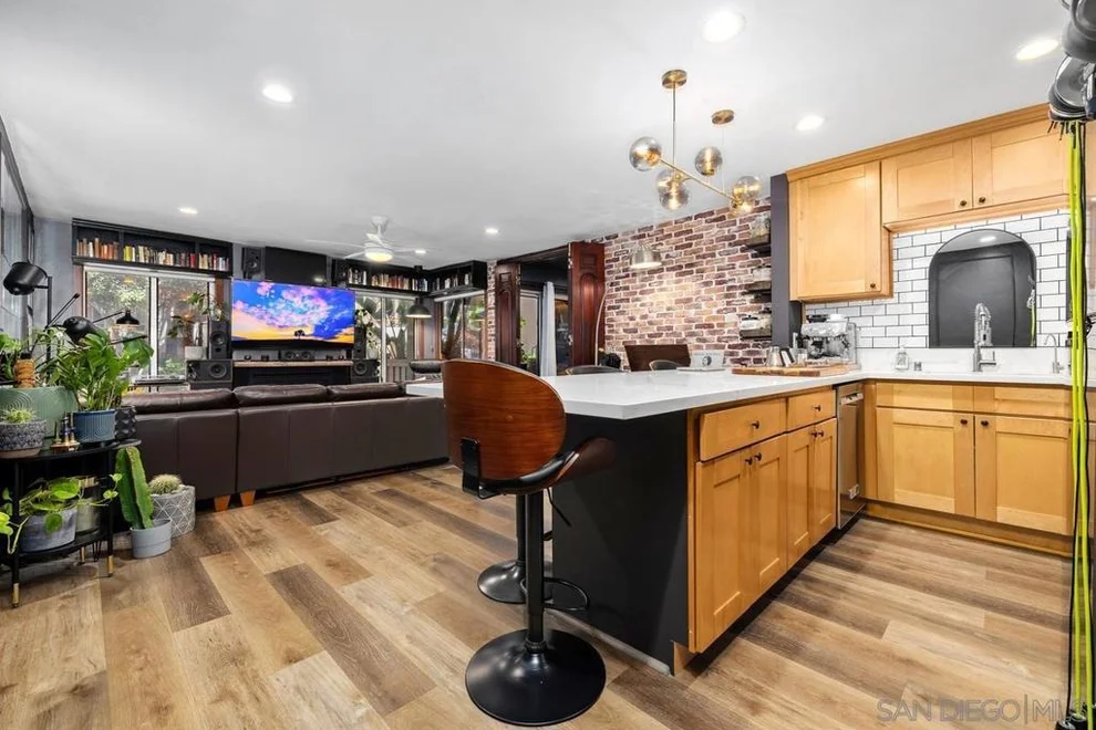 Unit for sale at 1775 Diamond, San Diego, CA 92109