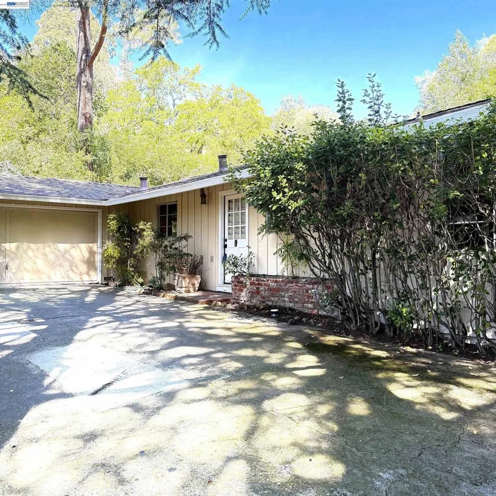 Unit for sale at 918 Anita, Lafayette, CA 94549-4712