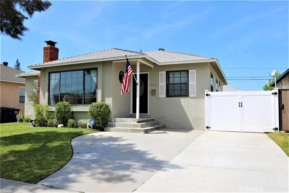 Unit for sale at 4633 Ladoga Avenue, Lakewood, CA 90713