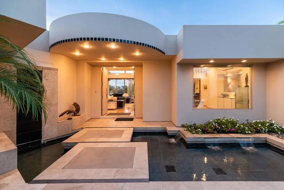 Unit for sale at 3310 Caminito Daniella, Del Mar, CA 92014
