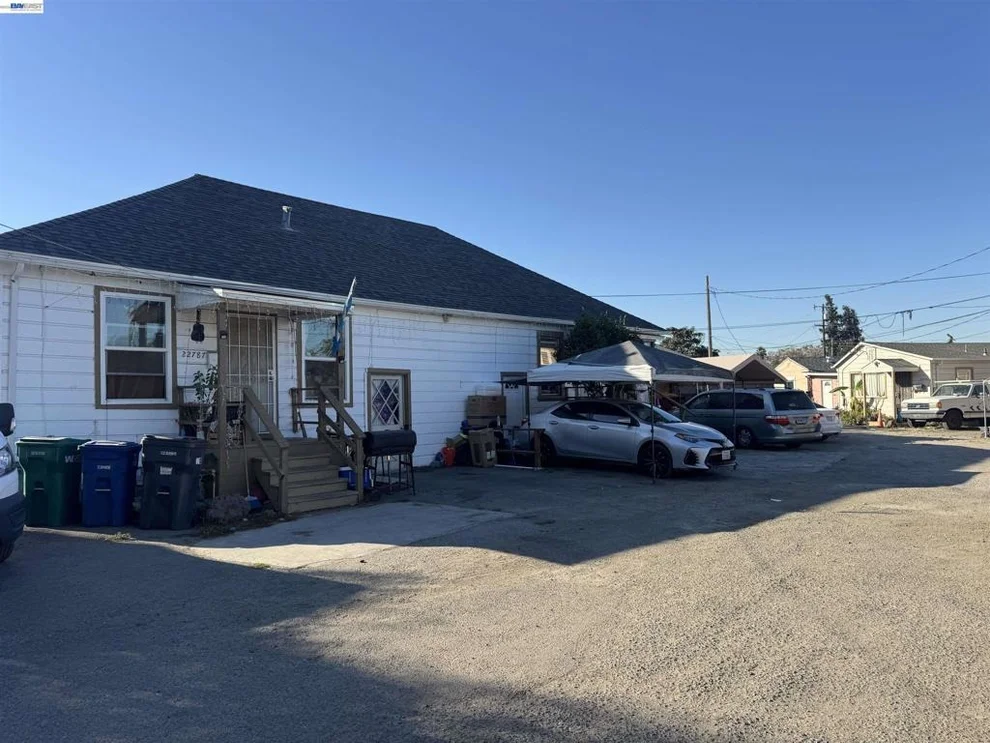 Unit for sale at 22727 Amador St, Hayward, CA 94541