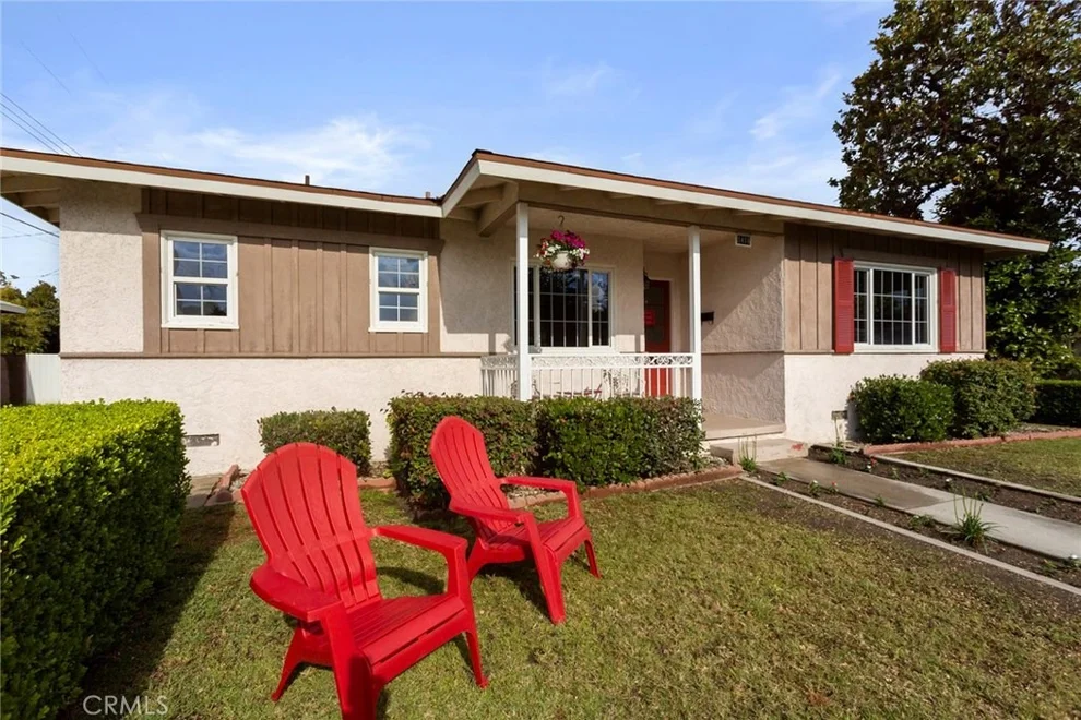 Unit for sale at 1418 Naples Place, Fullerton, CA 92833
