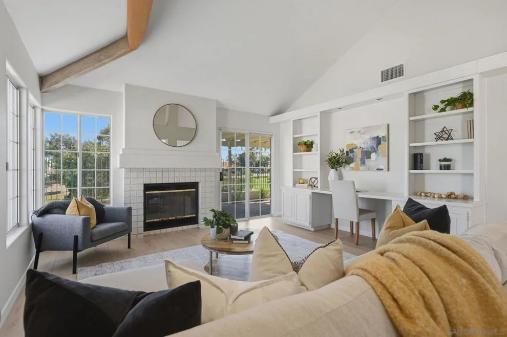 Unit for sale at 12077 Caminito Corriente, San Diego, CA 92128
