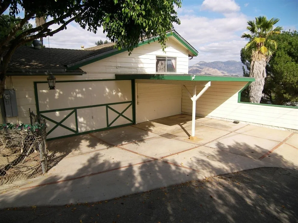 Unit for sale at 9131 Paradise Park Dr, Lakeside, CA 92040