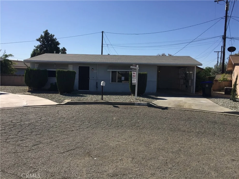 Unit for sale at 221 Susan Lane, Hemet, CA 92543