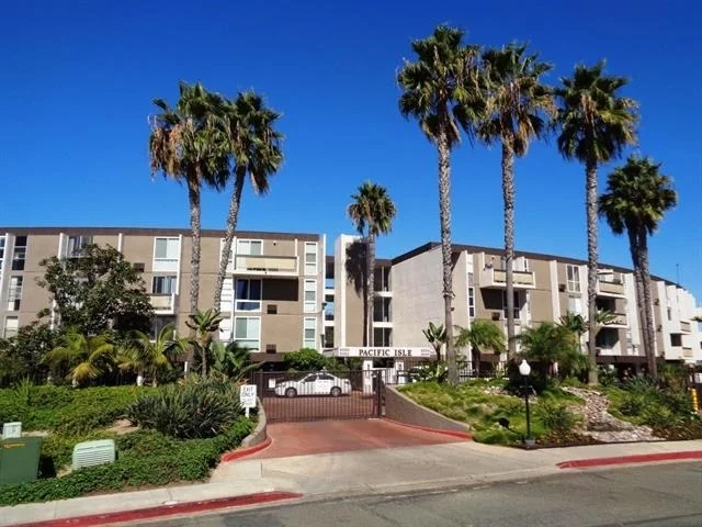 Unit for sale at 3050 Rue Dorleans, San Diego, CA 92110