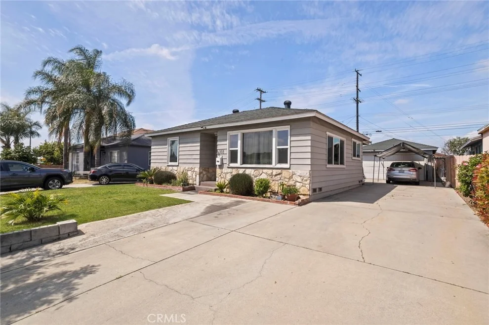 Unit for sale at 333 N Vernon, Azusa, CA 91702