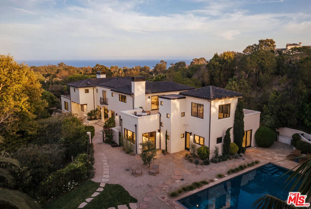 Unit for sale at 7015 Grasswood Avenue, Malibu, CA 90265