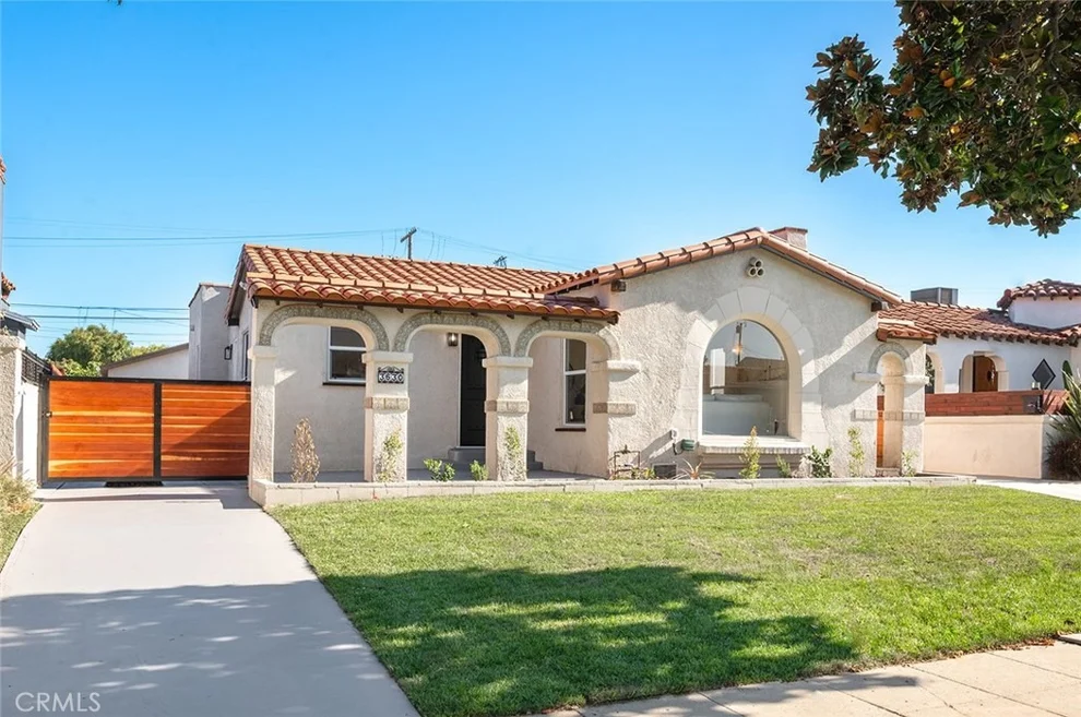Unit for sale at 3630 W 61st, Los Angeles, CA 90043