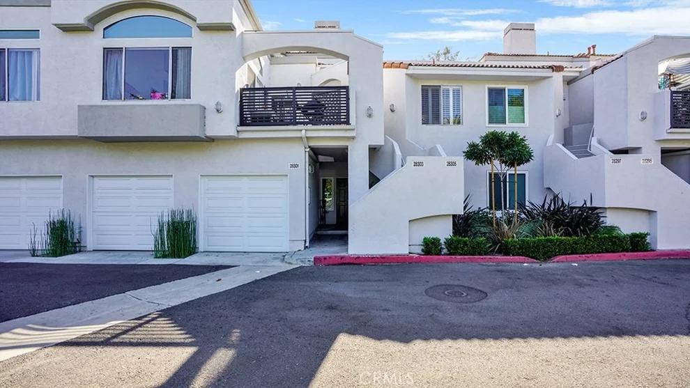 Unit for sale at 28305 Via Luis, Laguna Niguel, CA 92677