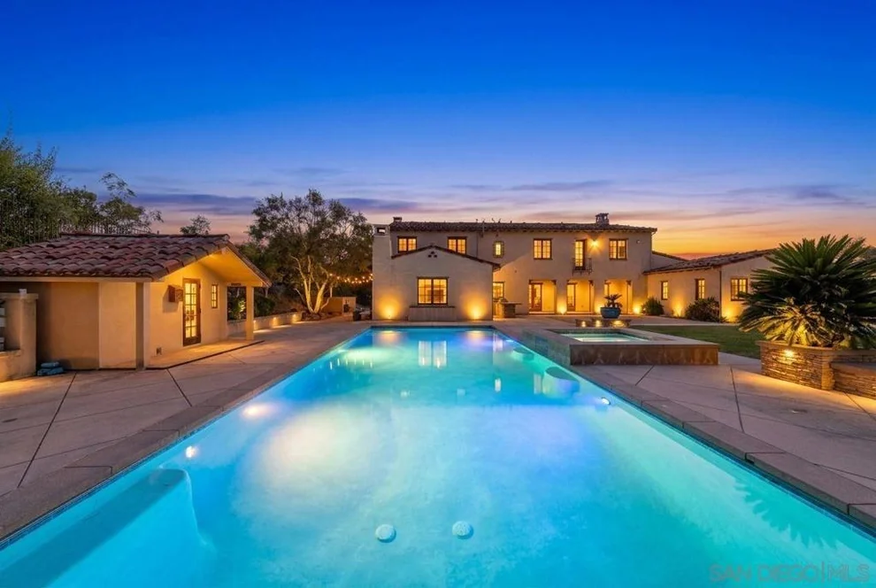 Unit for sale at 8306 The Landing Way, San Diego, CA 92127