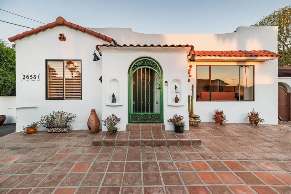 Unit for sale at 2658 Highland Drive, Carlsbad, CA 92008