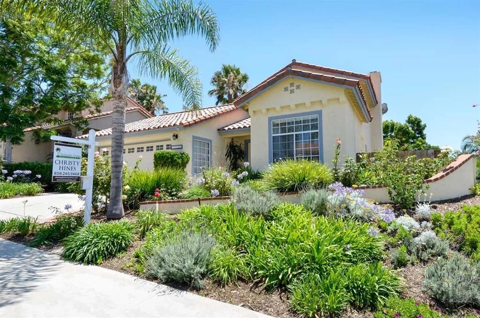 Unit for sale at 3741 Hillview, Oceanside, CA 92056