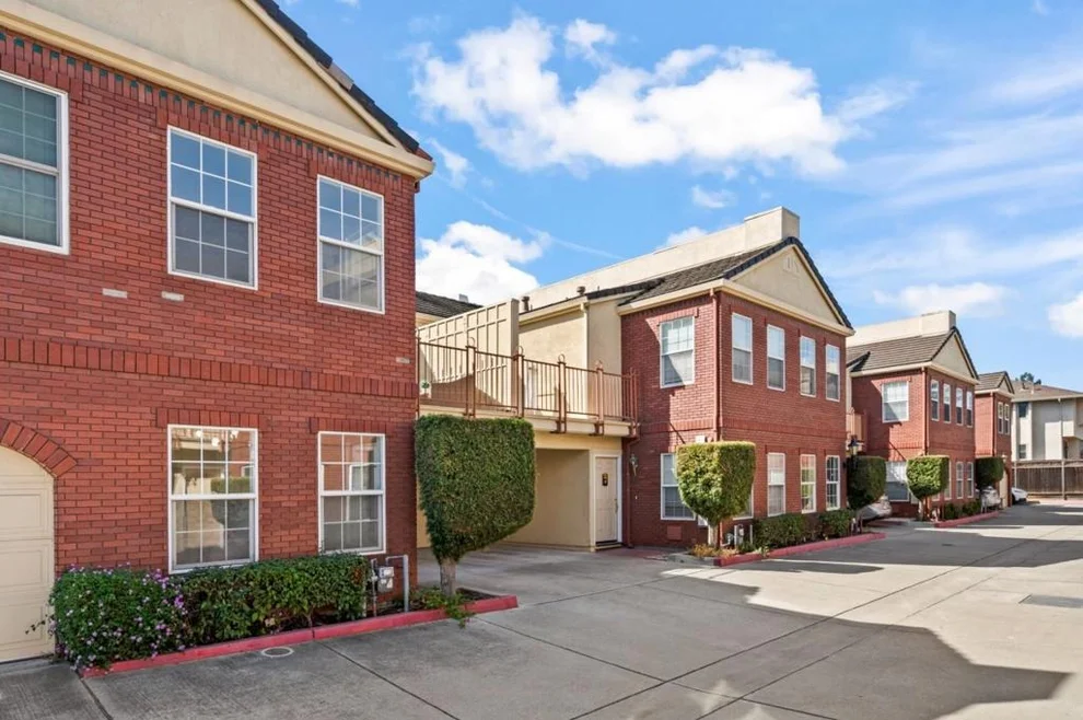 Unit for sale at 842 Shooting Star Terrace, Sunnyvale, CA 94086