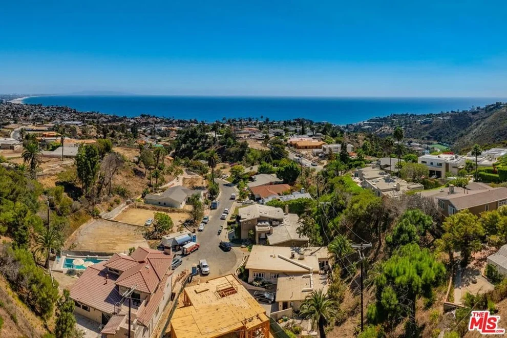 Unit for sale at 1026 Enchanted Way, Pacific Palisades, CA 90272