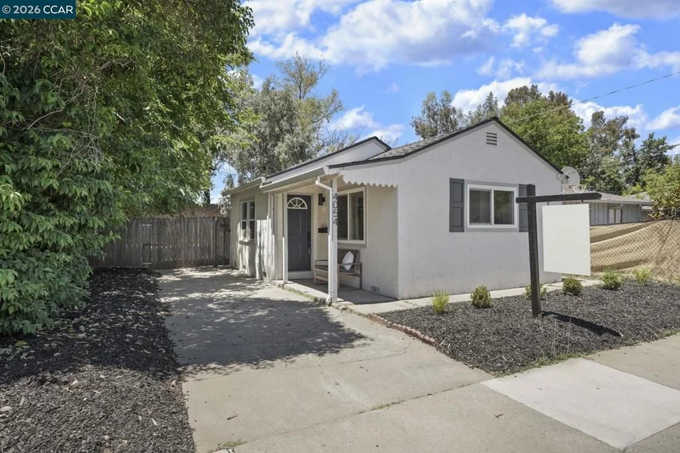Unit for sale at 4054 Sumac Ln, Sacramento, CA 95820