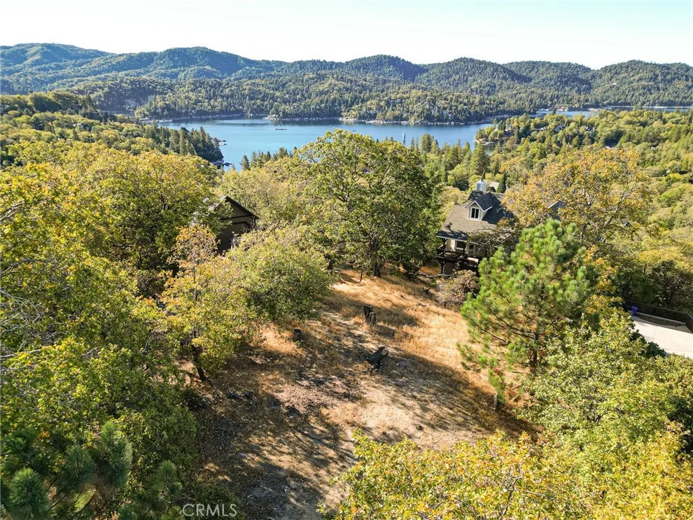 Unit for sale at 28731 Bryce Dr, Lake Arrowhead, CA 92352