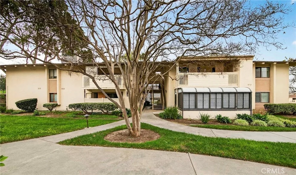 Unit for sale at 13515 Avenida Santa Tecla, La Mirada, CA 90638