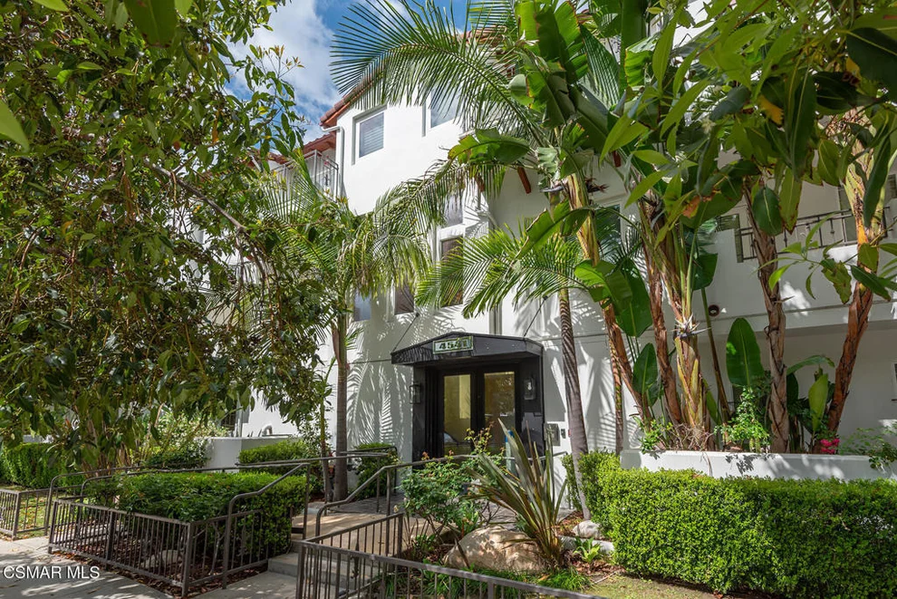 Unit for sale at 4541 Colfax Avenue, Studio City, CA 91602