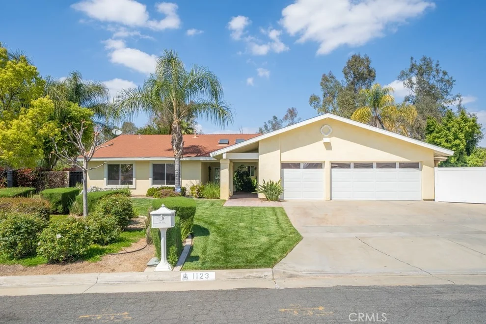 Unit for sale at 1123 Muirfield Road, Riverside, CA 92506