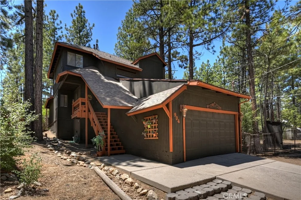 Unit for sale at 904 Raleigh Drive, Big Bear City, CA 92314