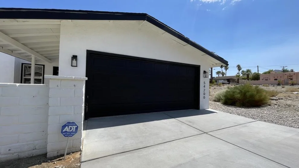 Unit for sale at 54200 Avenida Juarez, La Quinta, CA 92253