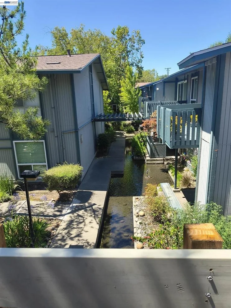 Unit for sale at 1036 Oak Grove Rd, Concord, CA 94518