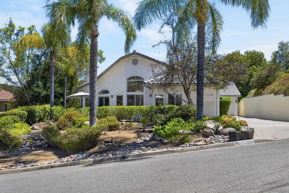 Unit for sale at 15546 Calistoga Dr., Ramona, CA 92065