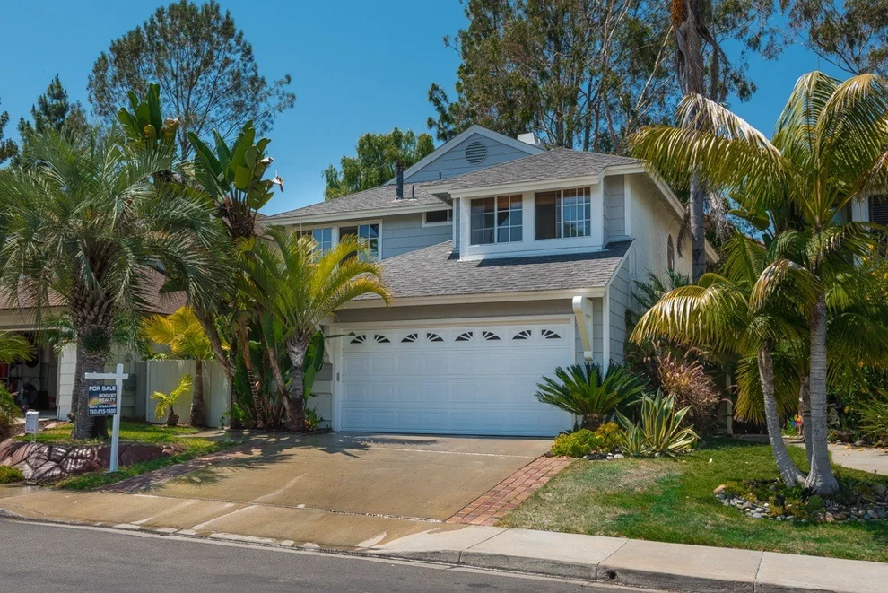 Unit for sale at 6740 Paseo Del Vista, Carlsbad, CA 92009