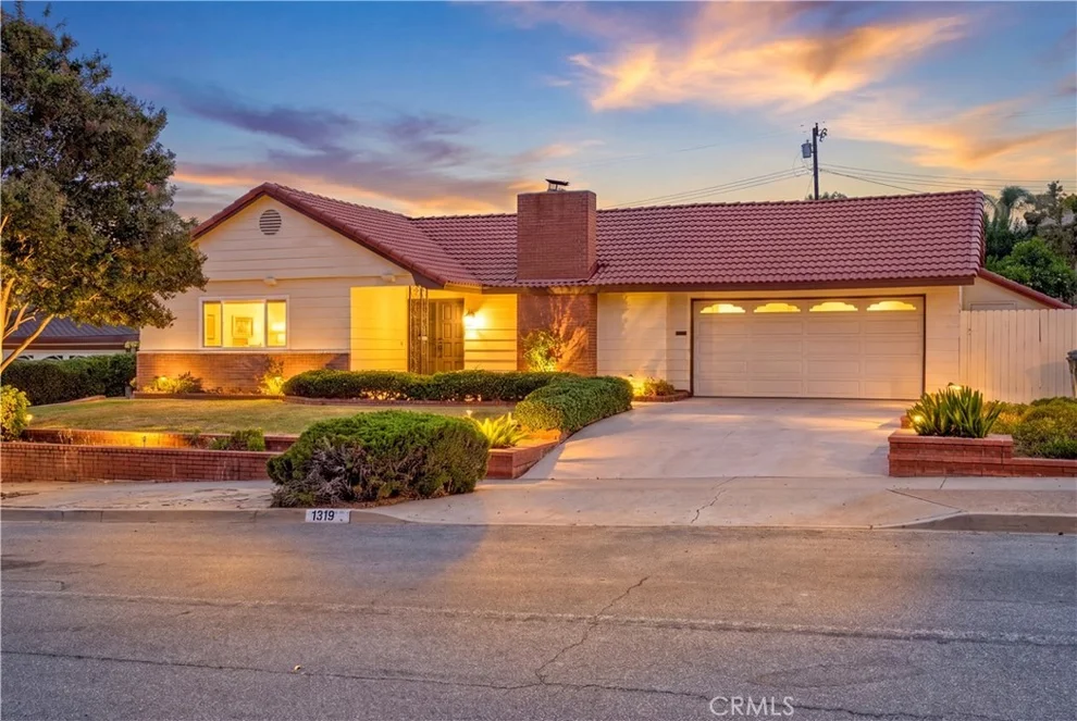 Unit for sale at 1319 Las Lomas, Brea, CA 92821